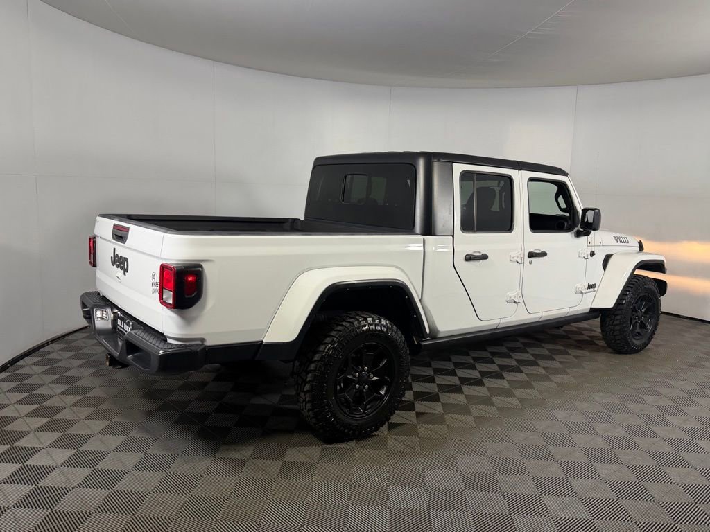 Certified 2022 Jeep Gladiator Willys image 7