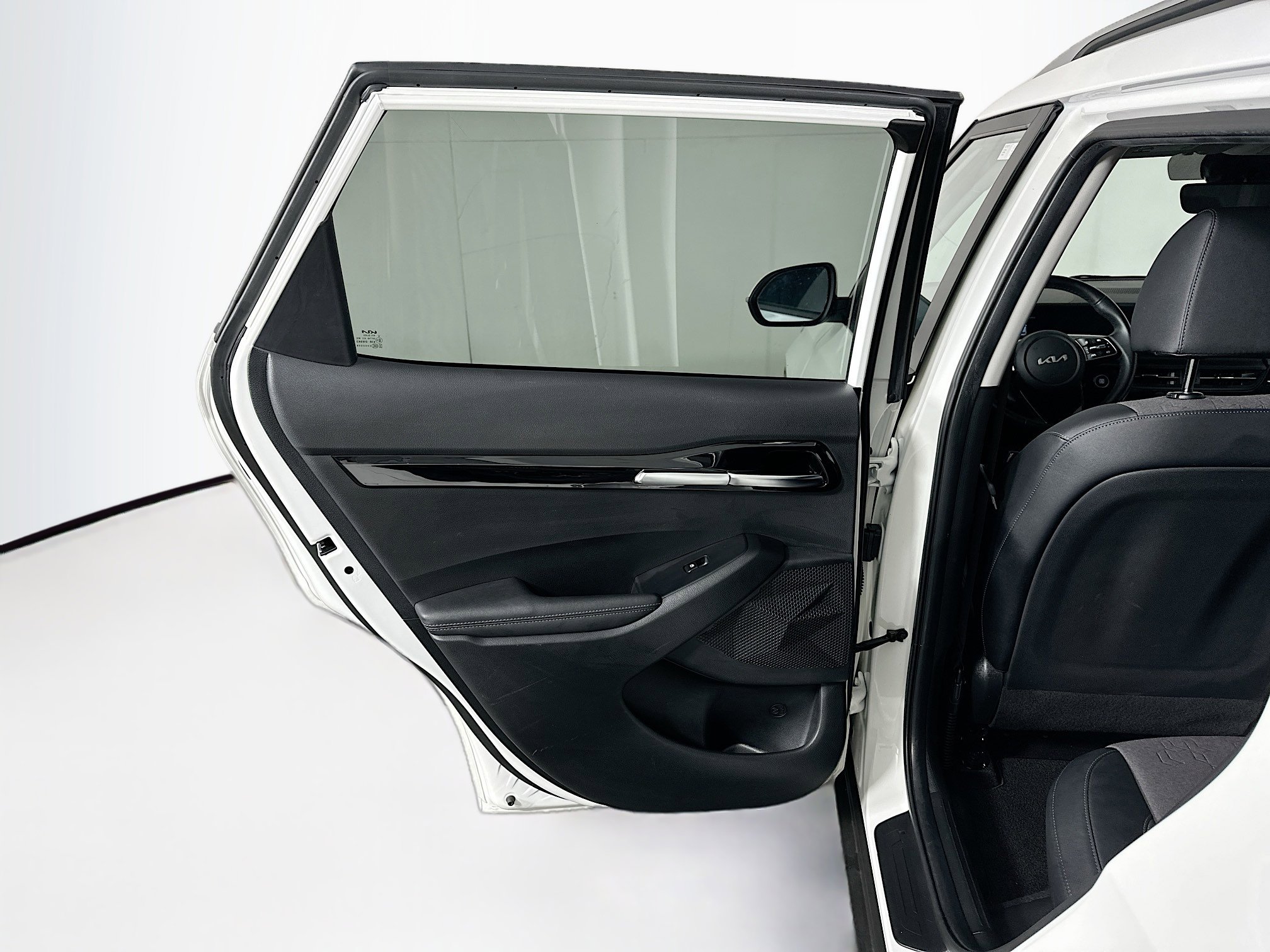 Used 2025 Kia Seltos S image 26