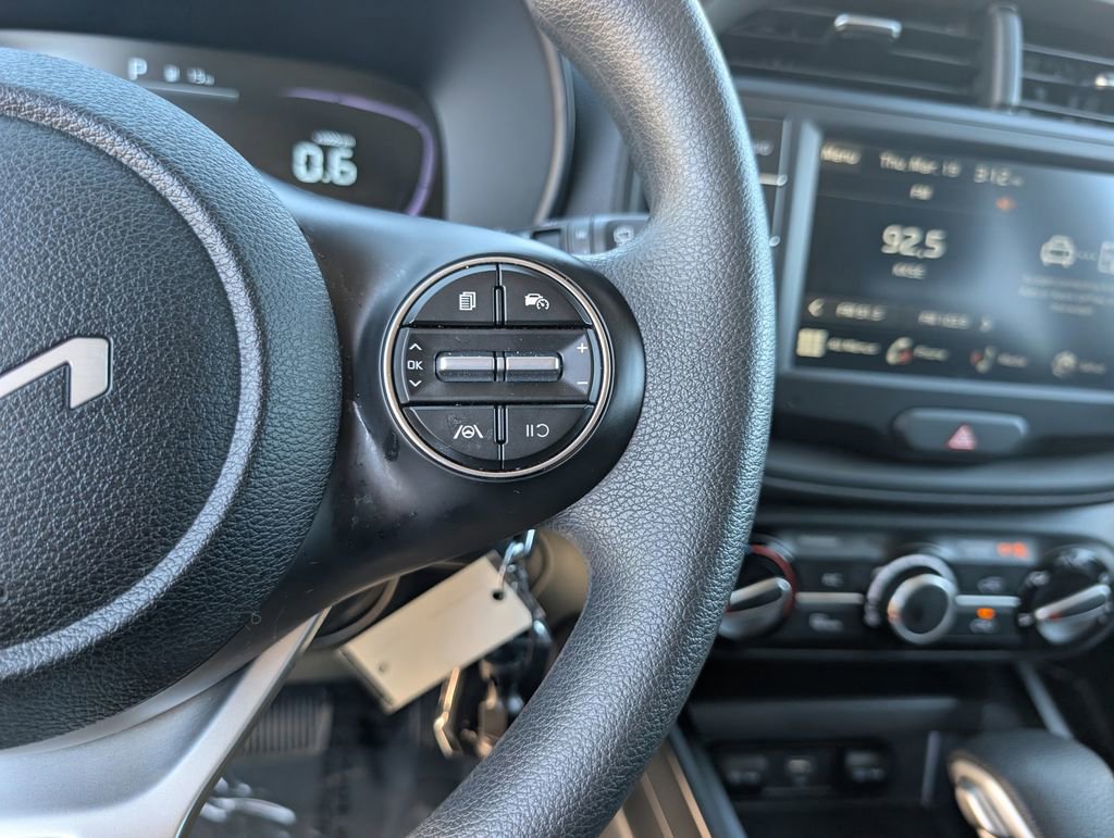 Certified 2025 Kia Soul LX image 24
