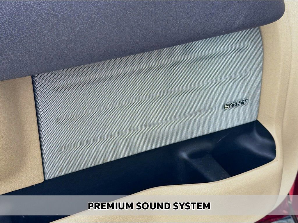 Used 2014 Ford F150 Lariat w/ Equipment Group 502A Luxury image 5