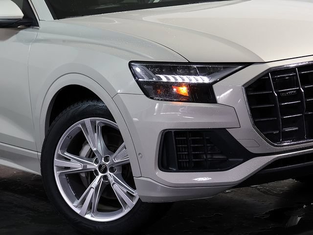 Used 2023 Audi Q8 Premium w/ Convenience Package AWD/4WD image 8
