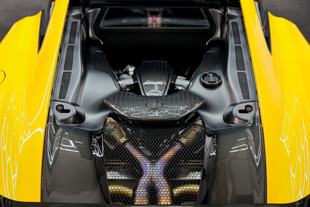 Used 2015 McLaren 650S Coupe image 13