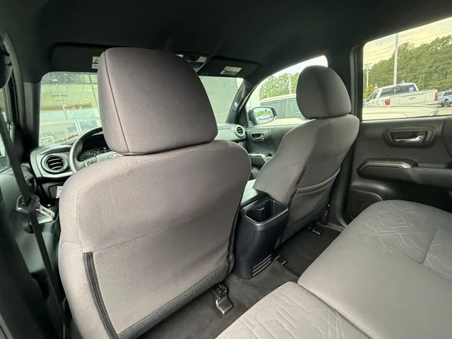 Used 2018 Toyota Tacoma TRD Sport AWD/4WD image 15