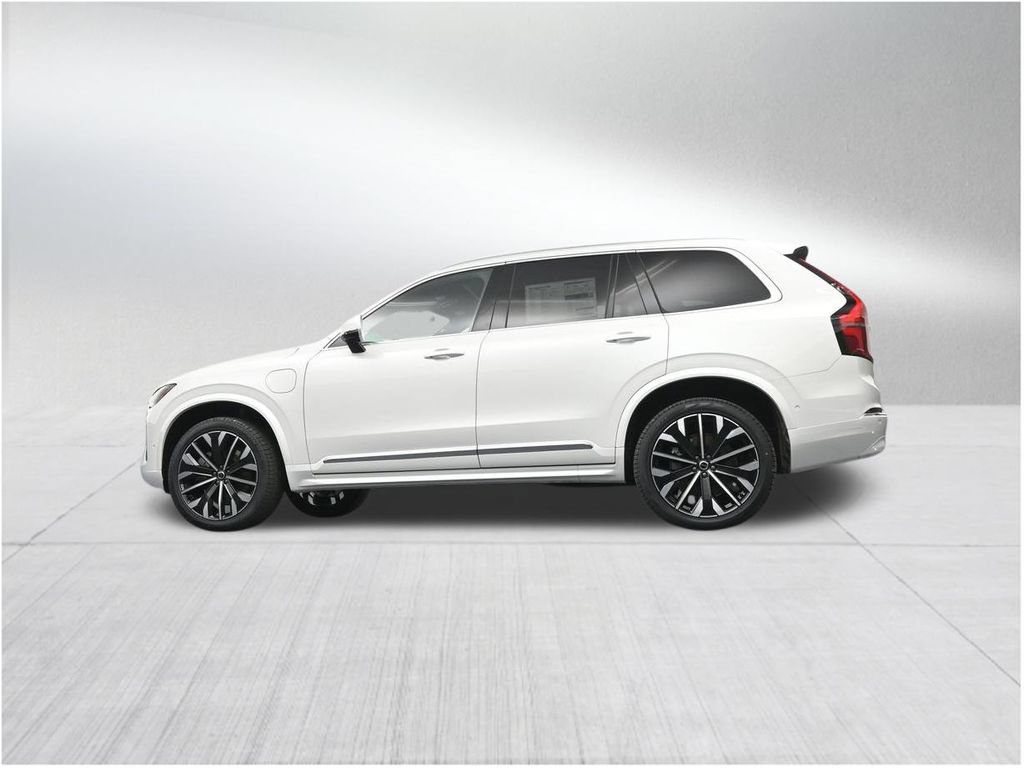New 2026 Volvo XC90 T8 Plus AWD/4WD image 22