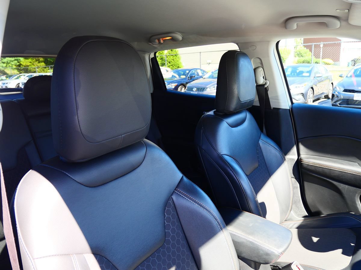 Used 2019 Jeep Compass Latitude w/ Popular Equipment Group AWD/4WD image 19