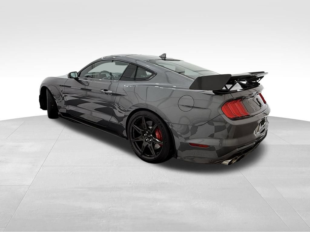 Used 2021 Ford Mustang Shelby GT500 w/ Carbon Fiber Track Pack video 2