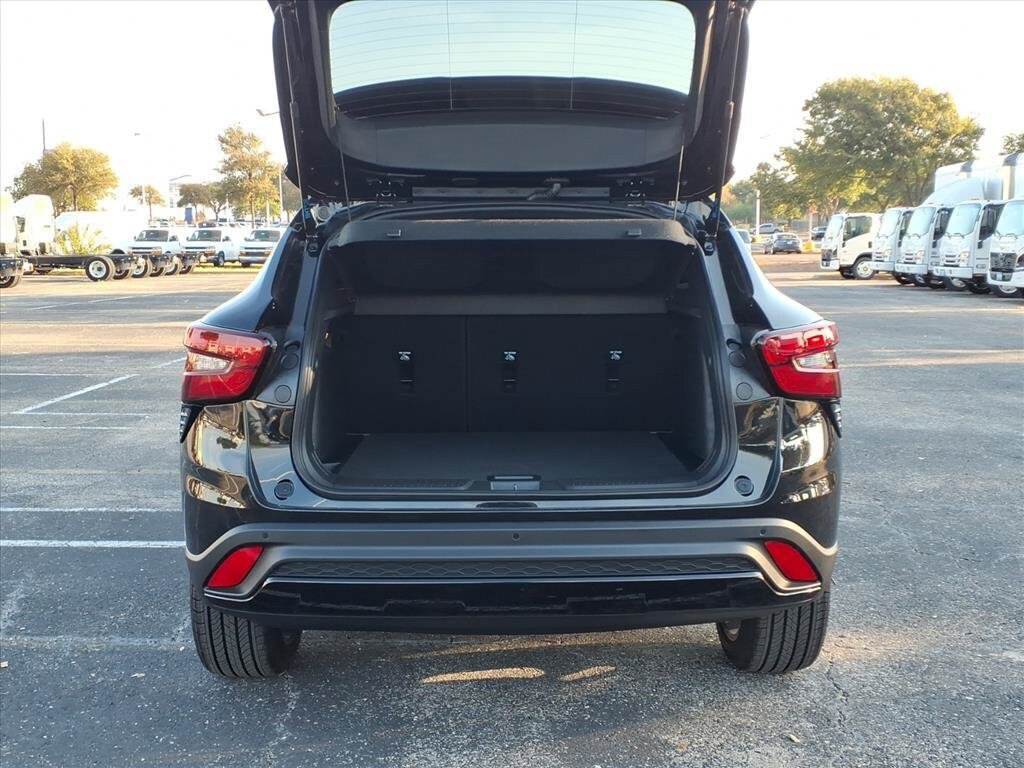 New 2026 Chevrolet Trax RS w/ Driver Confidence Package FWD image 12