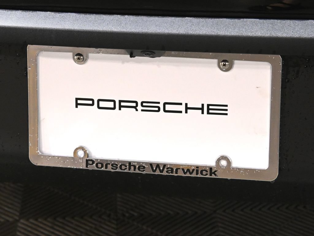 New 2026 Porsche Macan AWD/4WD image 14
