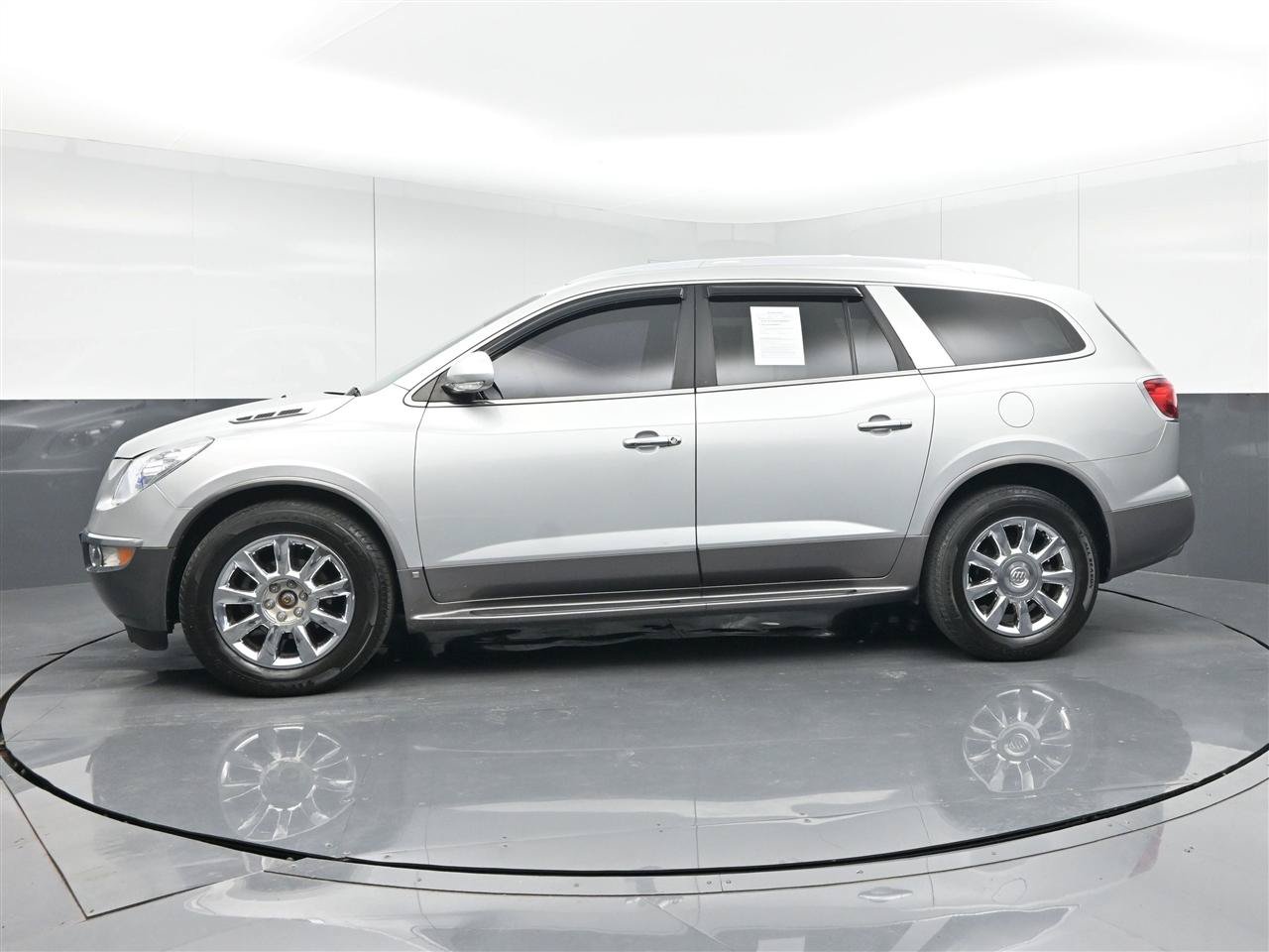 Used 2011 Buick Enclave CXL FWD image 8