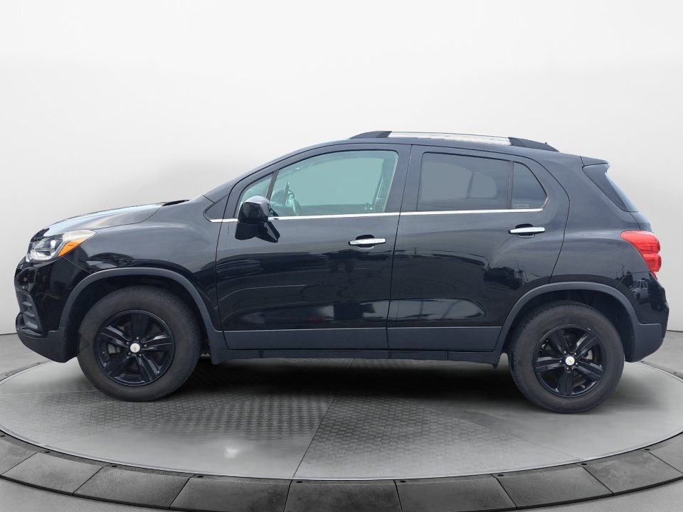 Used 2019 Chevrolet Trax LT w/ LT Convenience Package AWD/4WD image 4