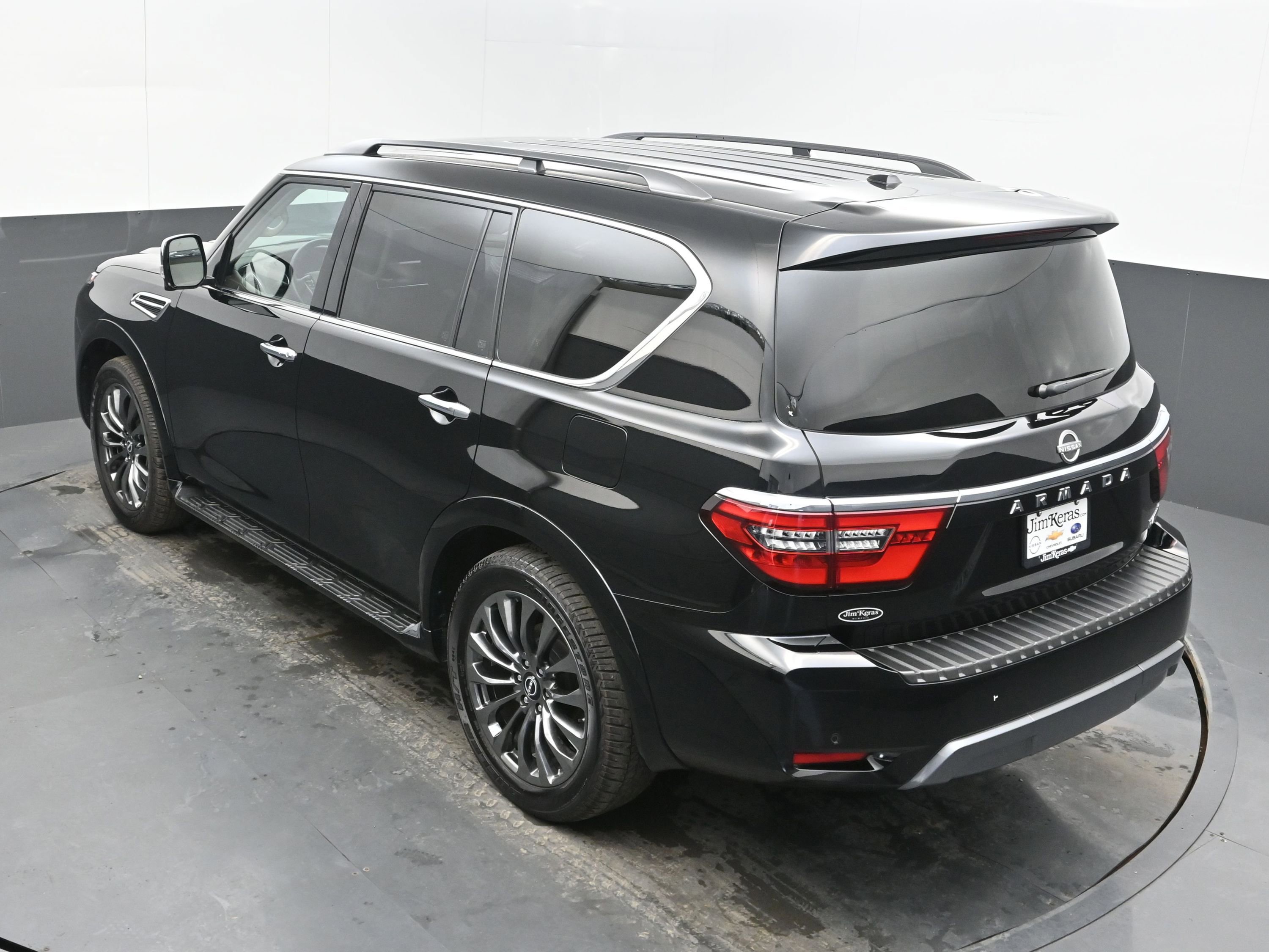 Used 2024 Nissan Armada Platinum image 33