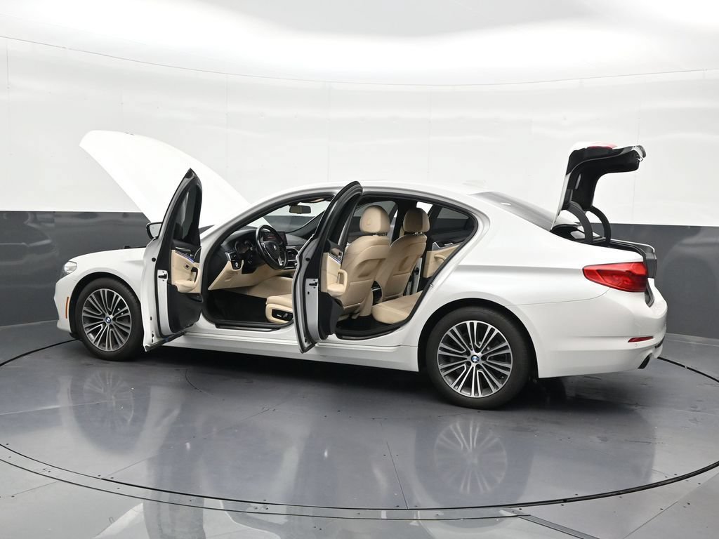 Used 2019 BMW 530i w/ Convenience Package RWD image 34