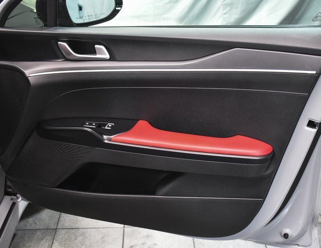 Used 2021 Kia K5 GT-Line image 13