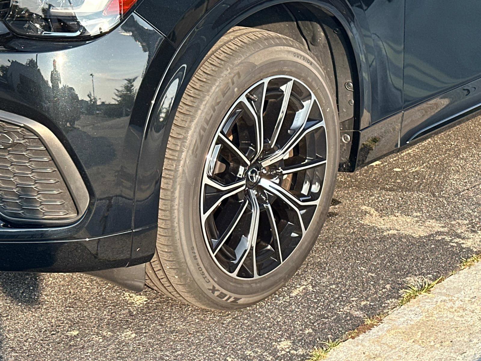 Certified 2025 MAZDA CX-70 3.3 Turbo S w/ Premium Package image 11