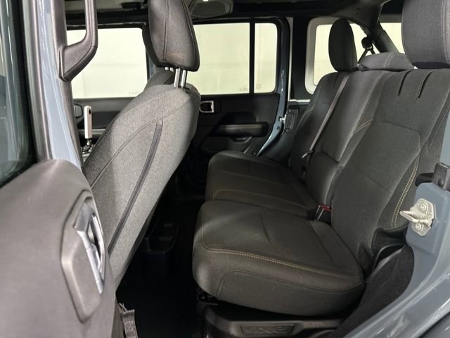 Used 2024 Jeep Wrangler Unlimited Sahara w/ Technology Group image 25