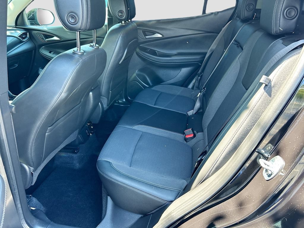 Used 2021 Buick Encore GX Select FWD image 23