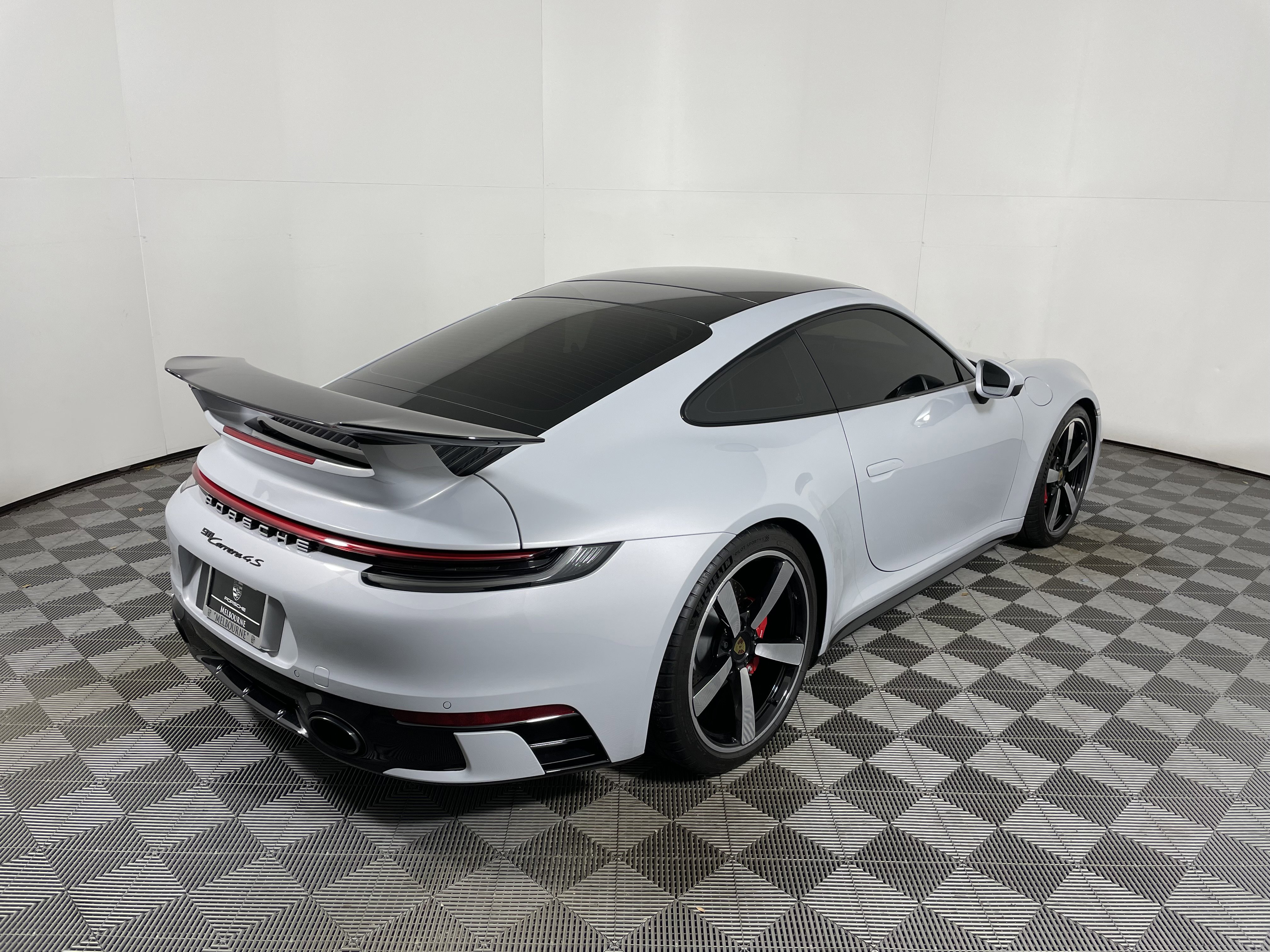 Used 2024 Porsche 911 Carrera 4S image 7