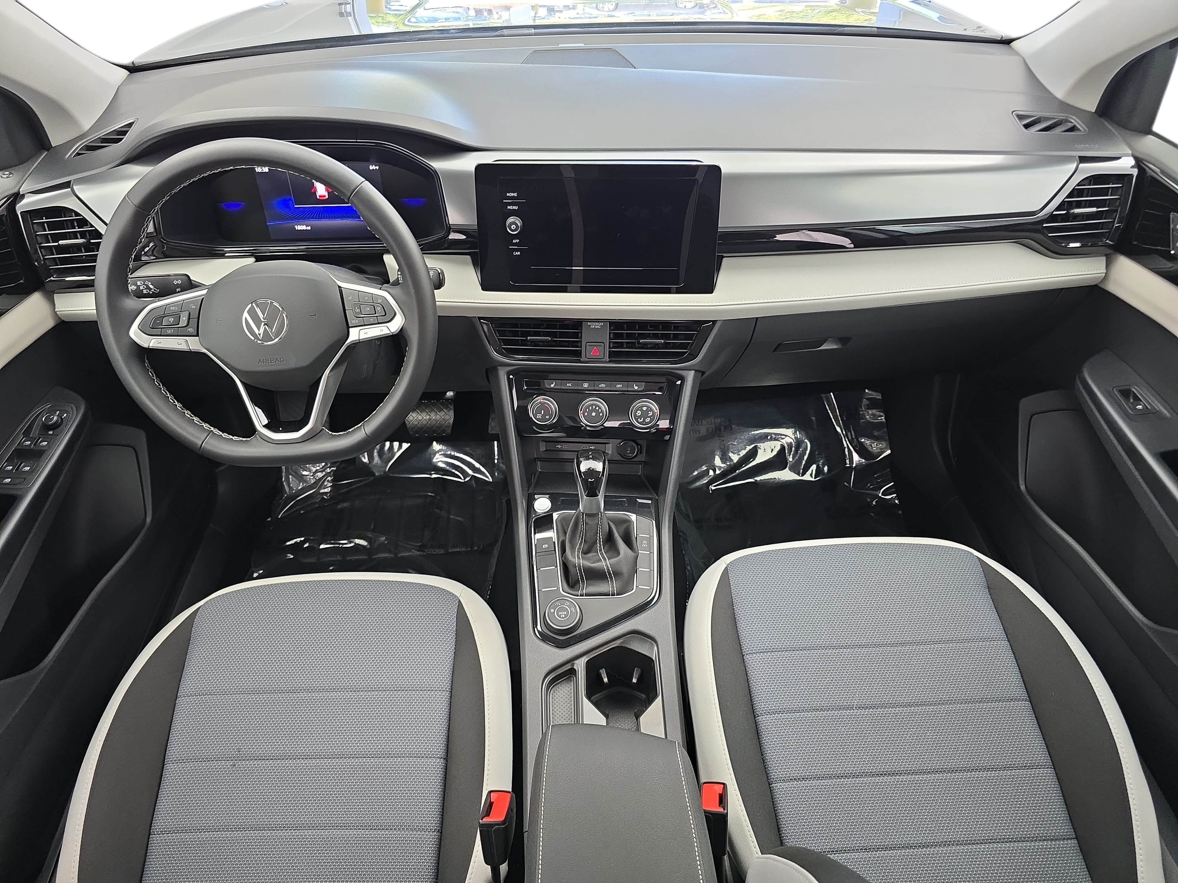 Used 2025 Volkswagen Taos S AWD/4WD image 9