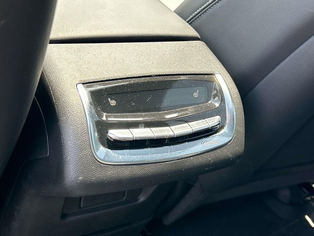 Certified 2023 Cadillac XT6 Premium Luxury AWD/4WD image 18