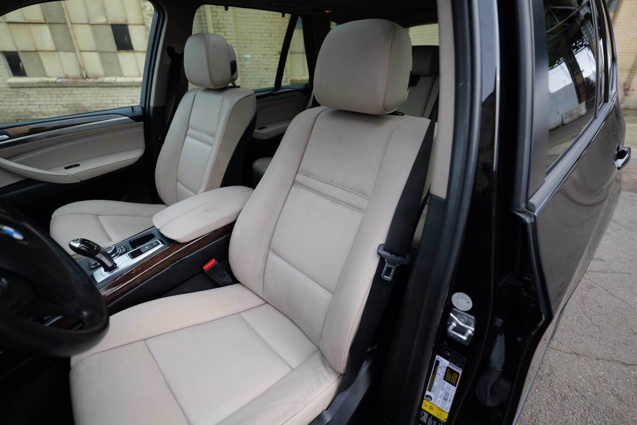 Used 2011 BMW X5 xDrive35i image 41