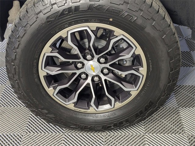 Used 2022 Chevrolet Colorado ZR2 image 8