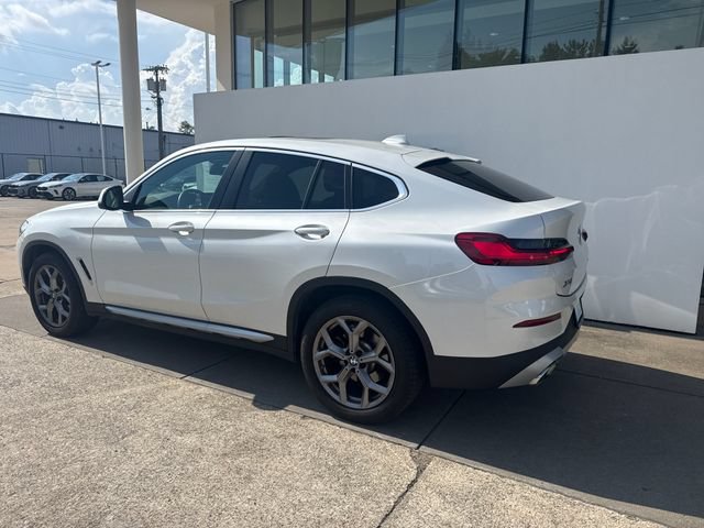 Used 2023 BMW X4 xDrive30i w/ Premium Package AWD/4WD image 3