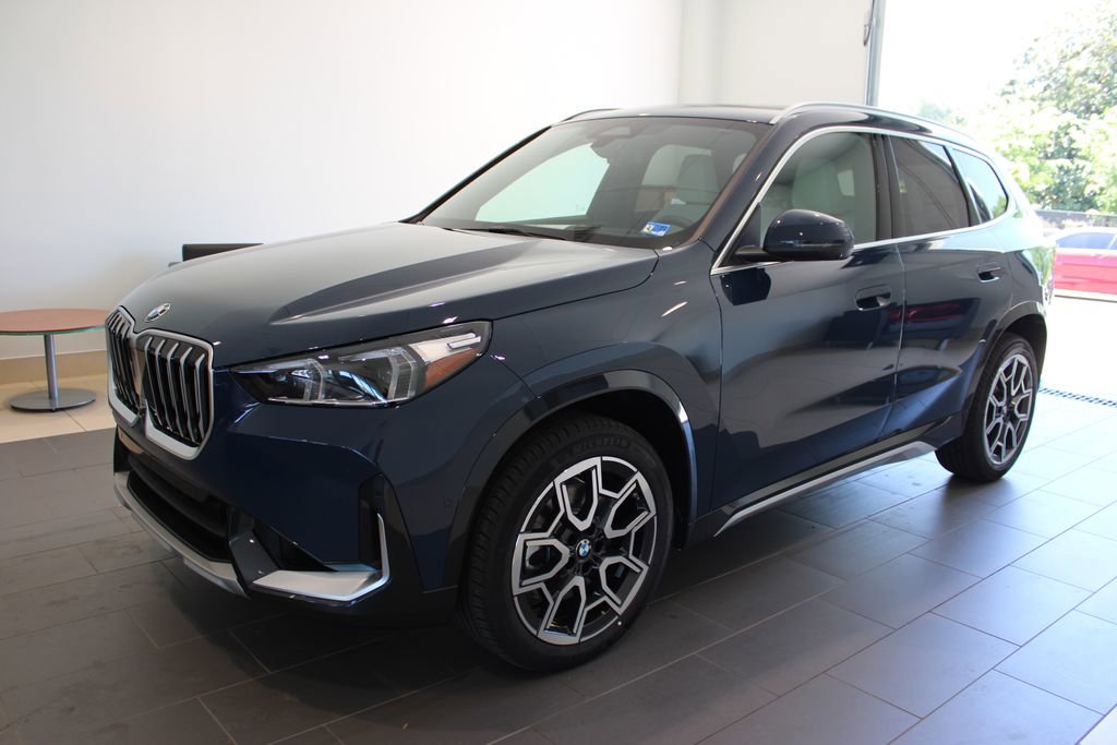 New 2026 BMW X1 xDrive28i w/ Technology Package AWD/4WD image 11