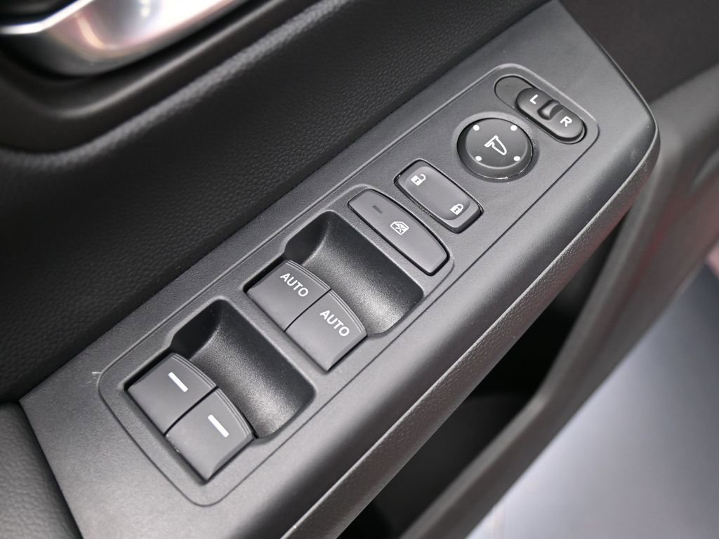 Used 2025 Honda CR-V Sport image 15
