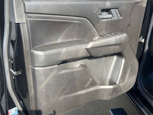 Used 2025 Chevrolet Colorado W/T w/ WT Custom Package image 17