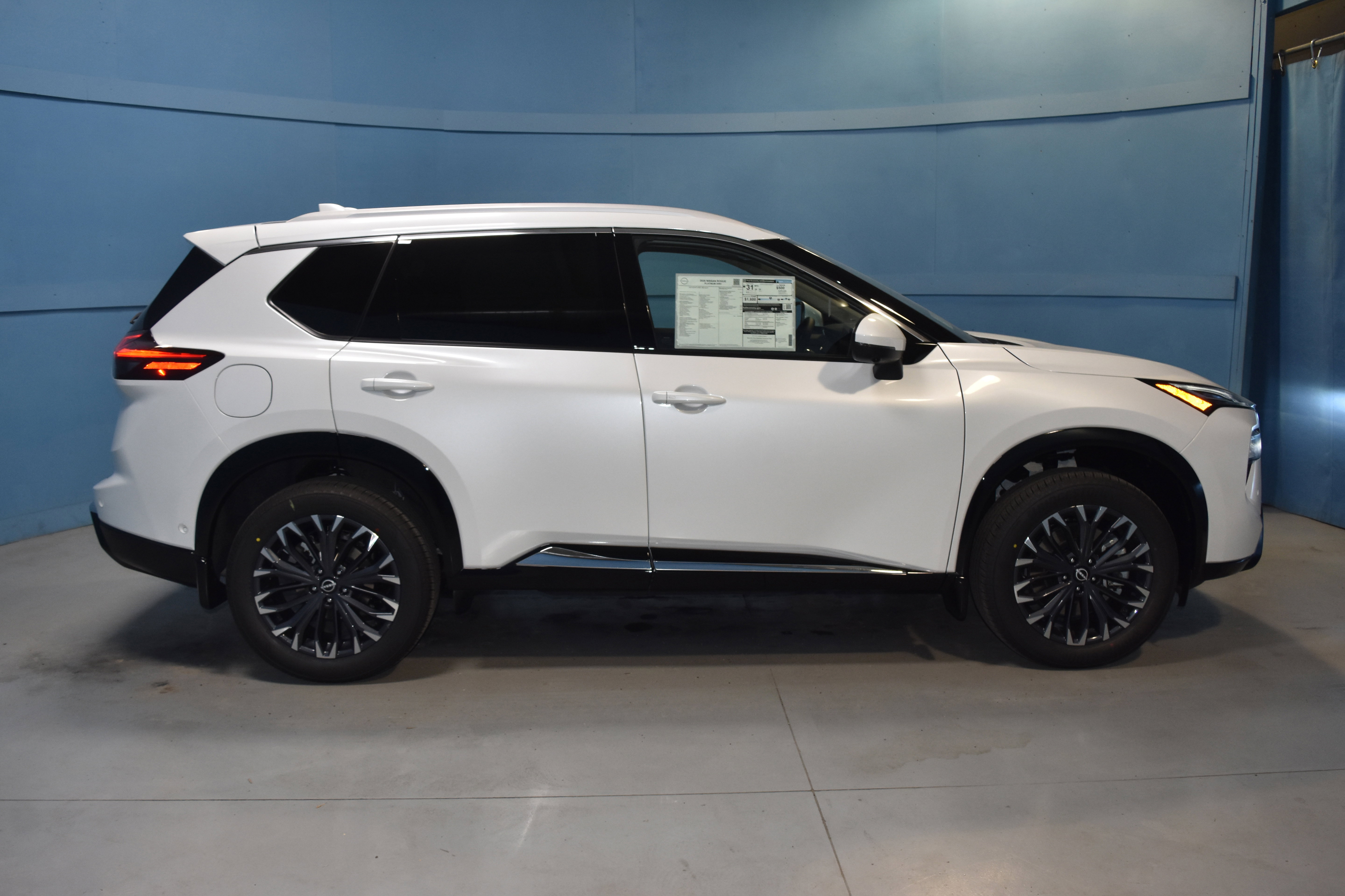 New 2026 Nissan Rogue Platinum w/ Tech Package AWD/4WD image 20