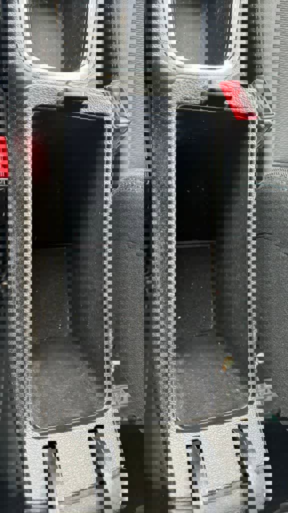 Used 2017 Chevrolet Cruze LT w/ Convenience Package FWD image 21