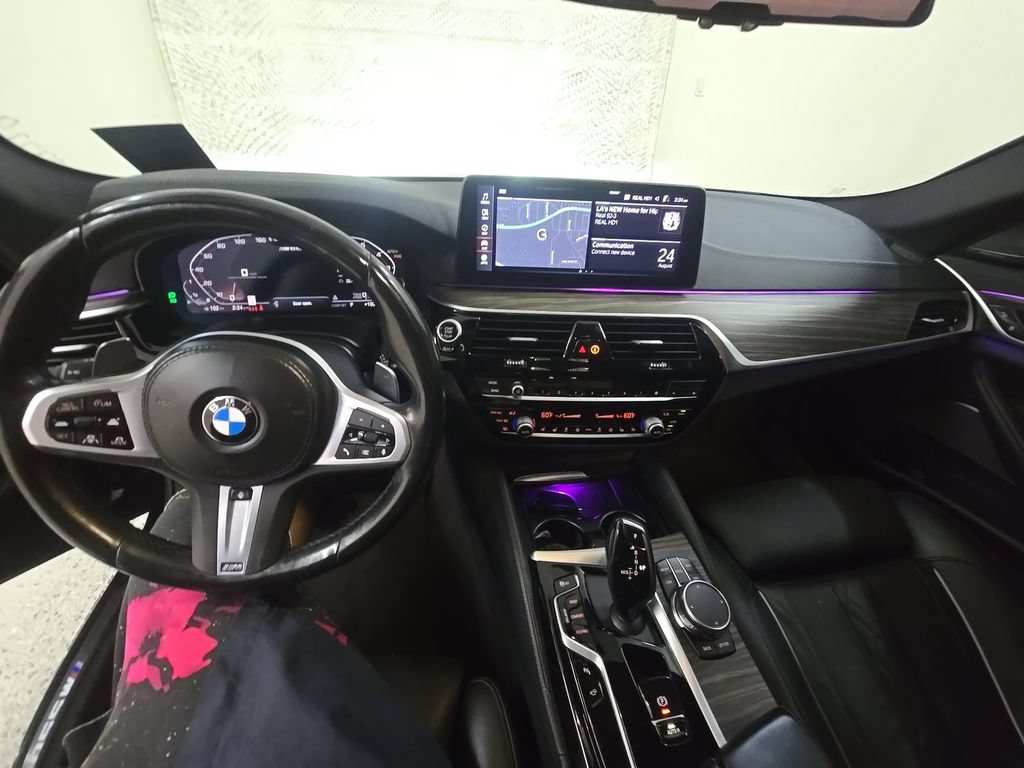 Used 2023 BMW M550i xDrive AWD/4WD image 13