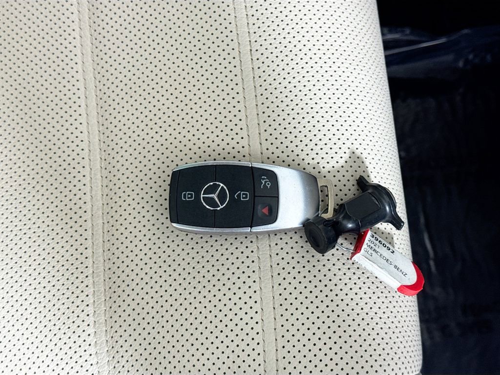 Used 2021 Mercedes-Benz GLS 580 4MATIC image 43