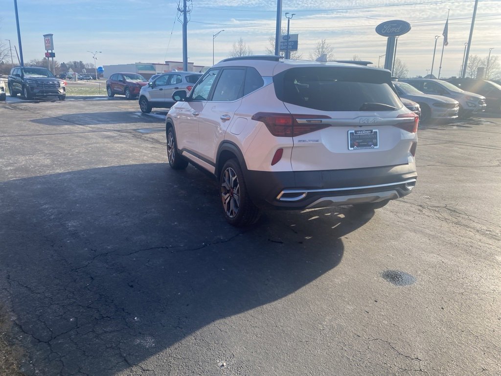 Used 2022 Kia Seltos SX image 4
