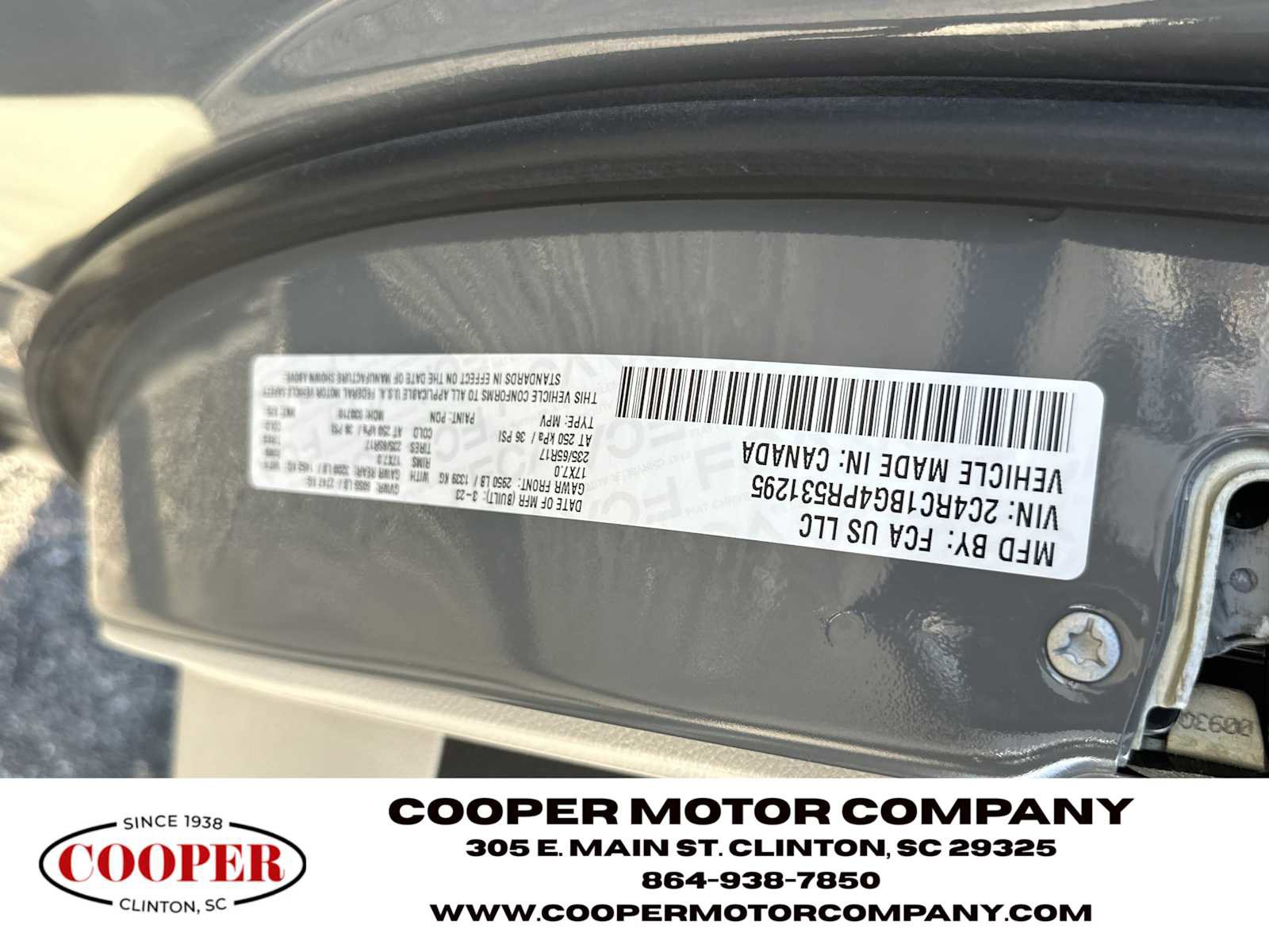 Used 2023 Chrysler Pacifica Touring-L image 28