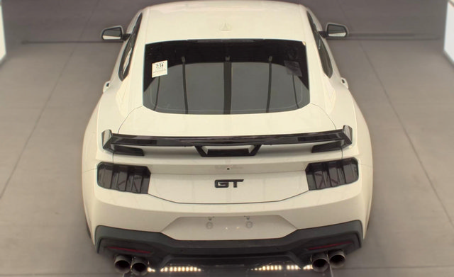 Used 2024 Ford Mustang GT Premium RWD image 8