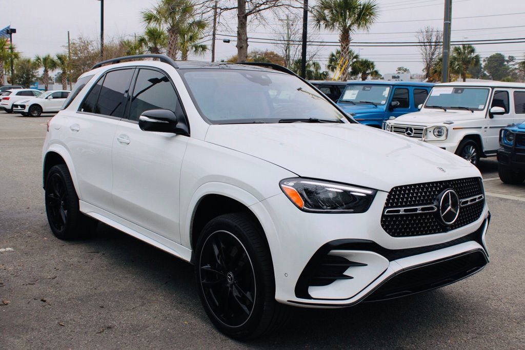 Used 2025 Mercedes-Benz GLE 580 4MATIC image 4