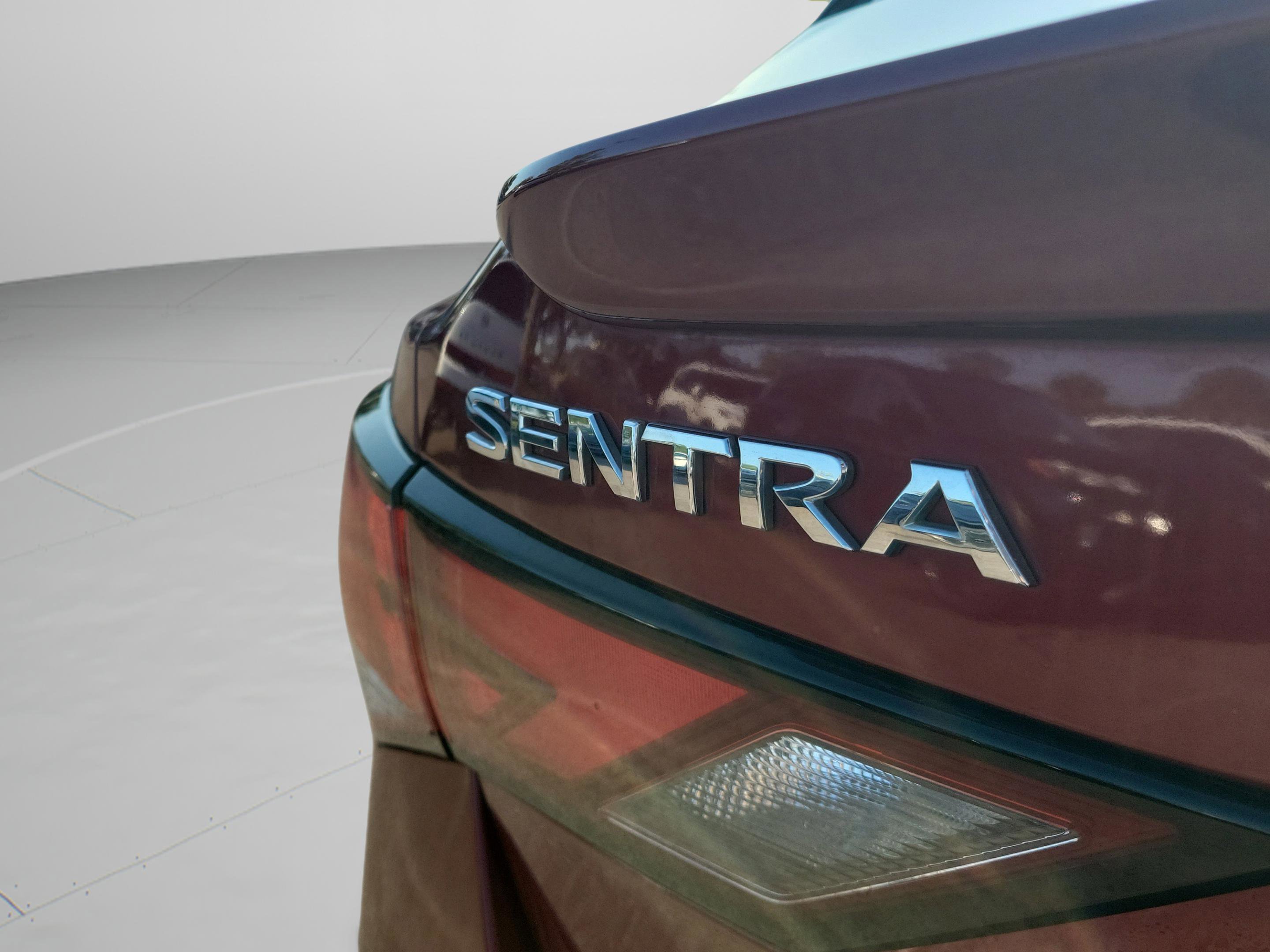 Used 2021 Nissan Sentra SR image 6