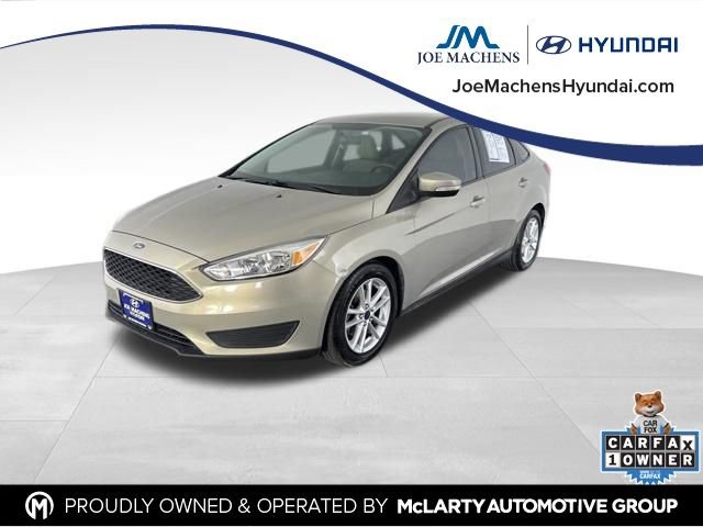 Used 2015 Ford Focus SE w/ SE Cold Weather Package image 3