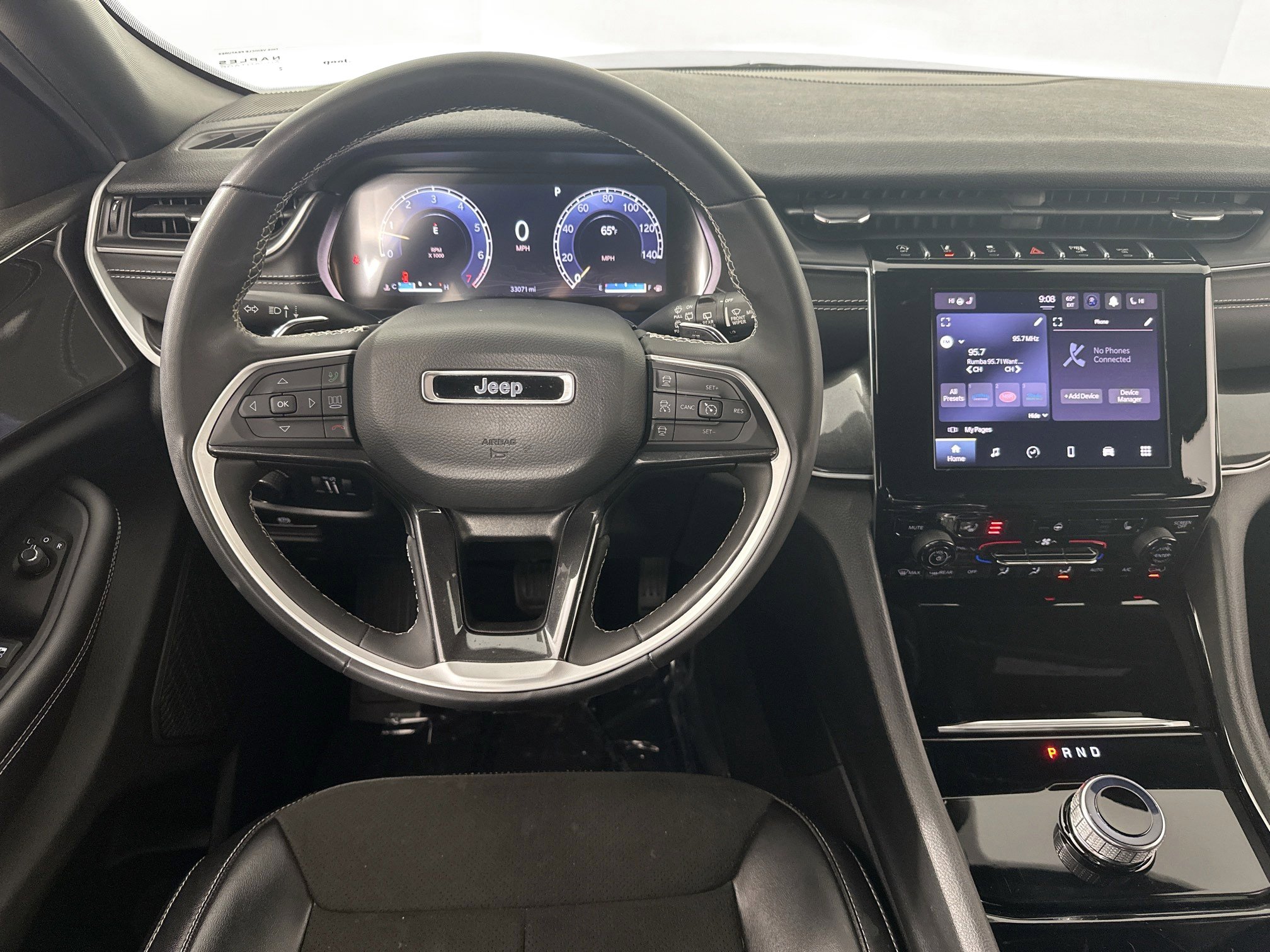 Used 2023 Jeep Grand Cherokee Altitude image 21