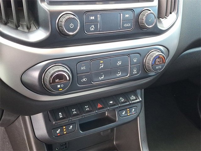 Used 2019 Chevrolet Colorado ZR2 image 12