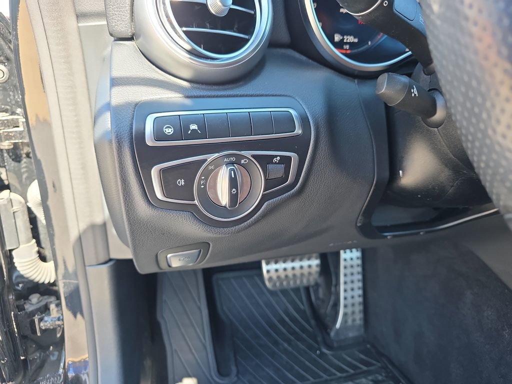 Used 2021 Mercedes-Benz C 300 C 300 image 22