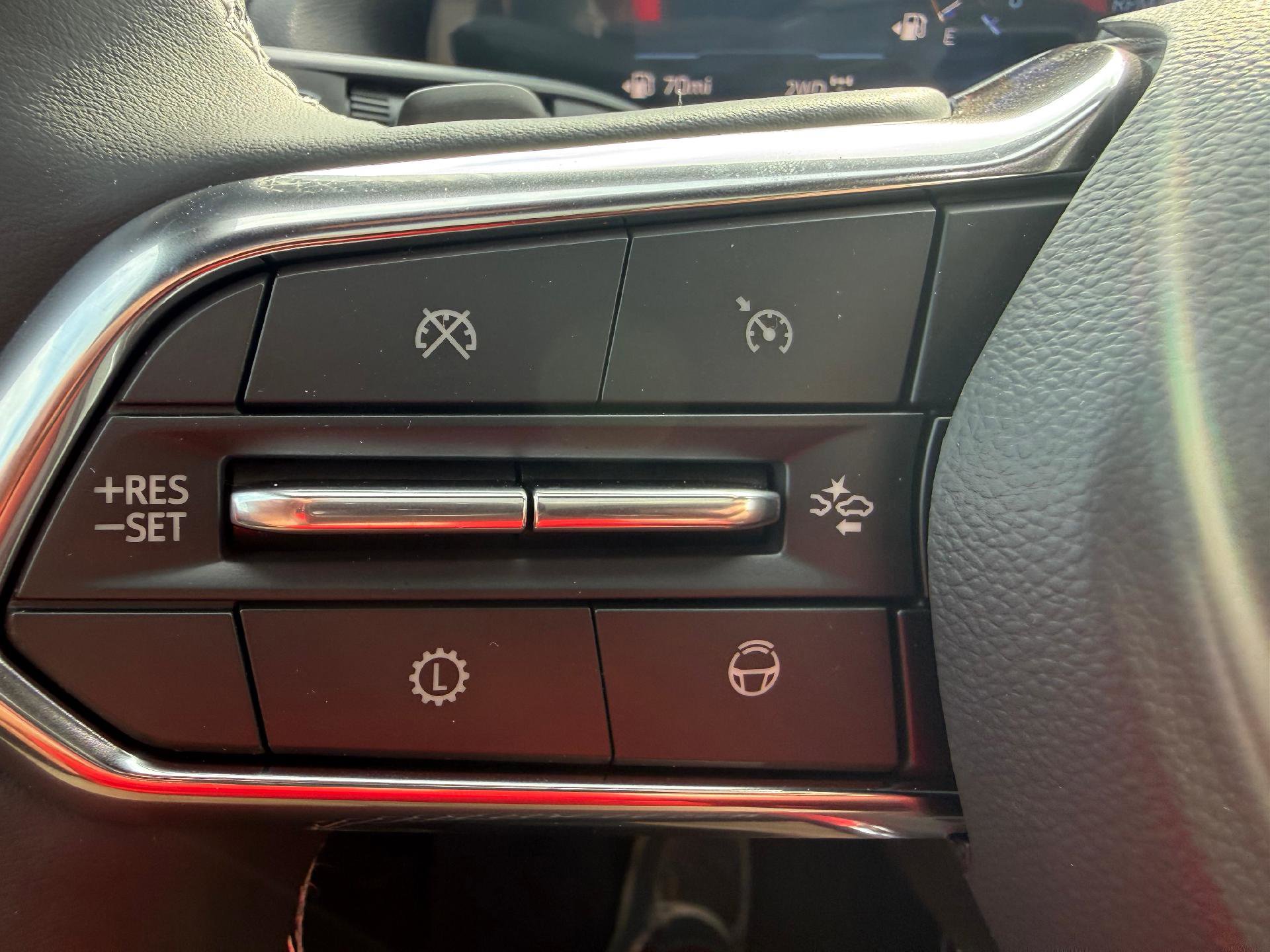 New 2026 Chevrolet Traverse Z71 w/ Enhanced Driving Package AWD/4WD image 18