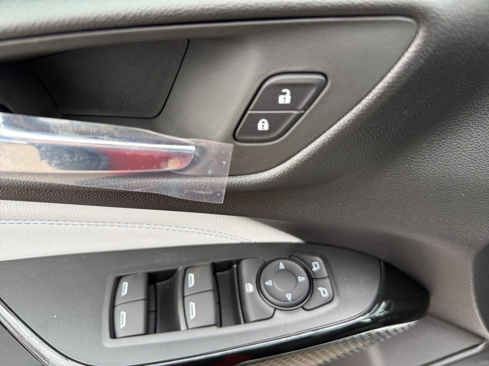 New 2026 Chevrolet Trax LT w/ Driver Confidence Package FWD image 15