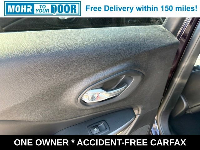 Used 2021 Jeep Cherokee Latitude Lux w/ Comfort/Convenience Group AWD/4WD image 38