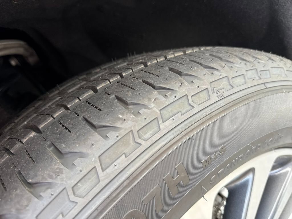 Used 2023 Lincoln Aviator AWD w/ Premium Package image 24