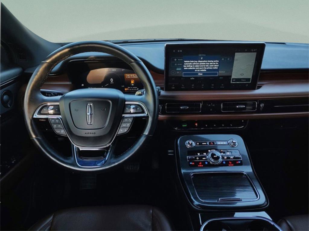 Used 2021 Lincoln Nautilus Reserve AWD/4WD image 36