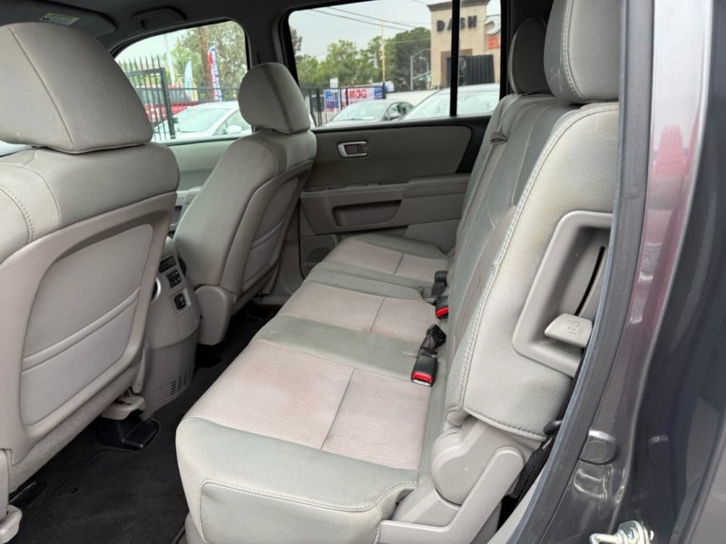 Used 2013 Honda Pilot EX image 16