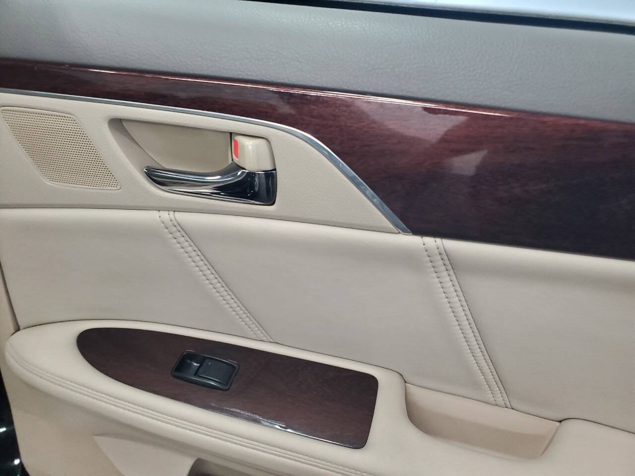 Used 2008 Toyota Avalon XL FWD image 18