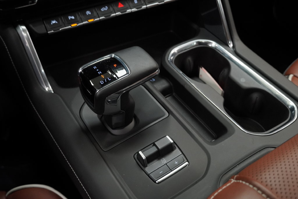 Certified 2025 GMC Sierra 1500 Denali Ultimate AWD/4WD image 25